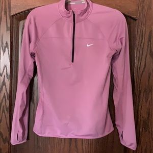 NIKE half-zip Pullover